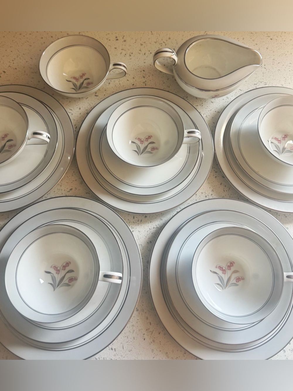Noritake Japan Floral China Tea Set 17 Piece 5 Place Settings Creamer Sugar - Picture 2 of 13